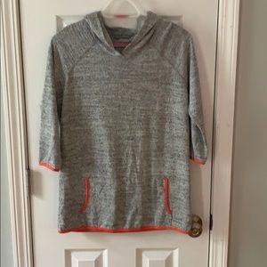Grey Hooded Sweater/Sweatshirt